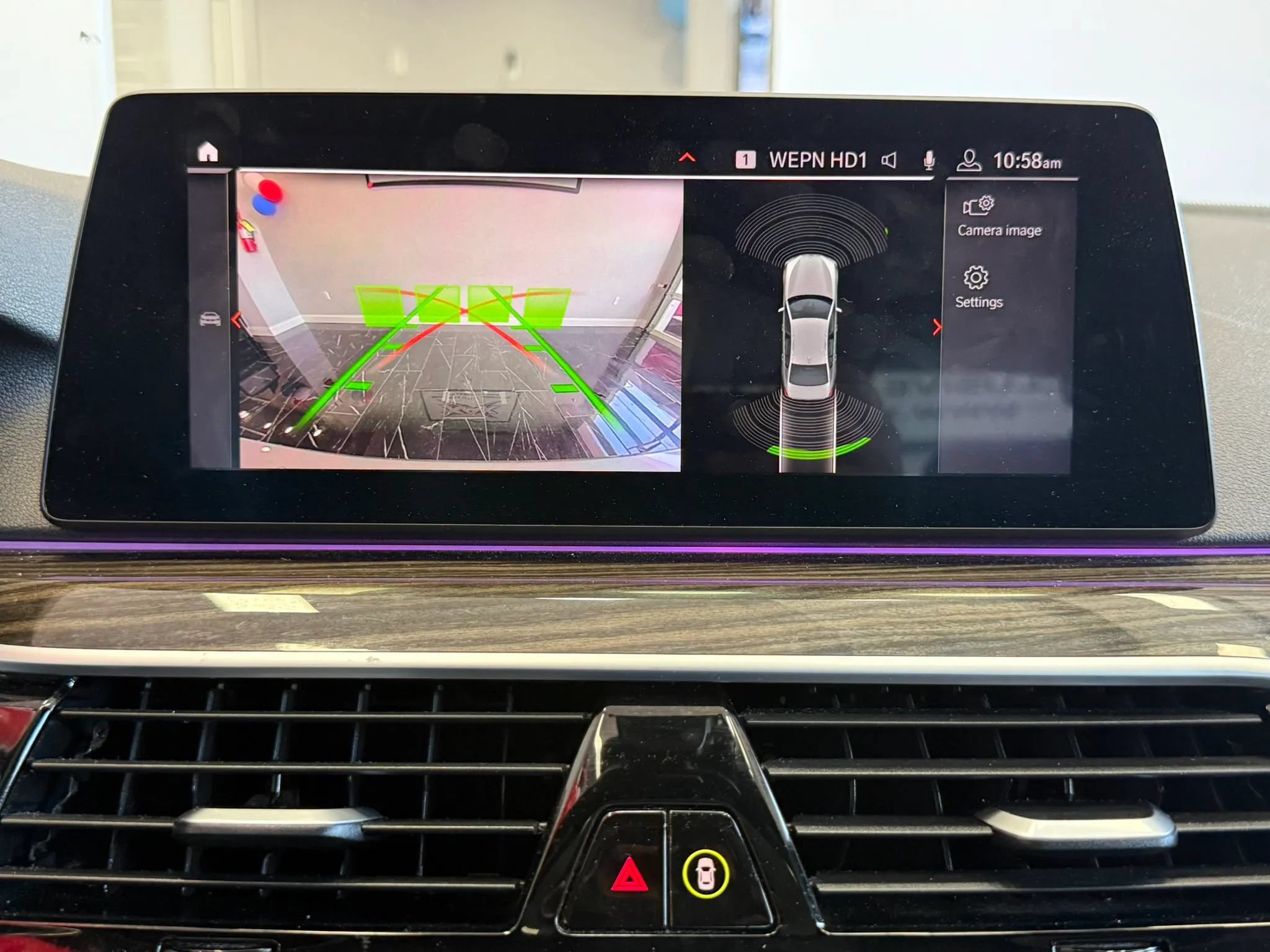 Used 2020 BMW 530i w/ Premium Package RWD image 17