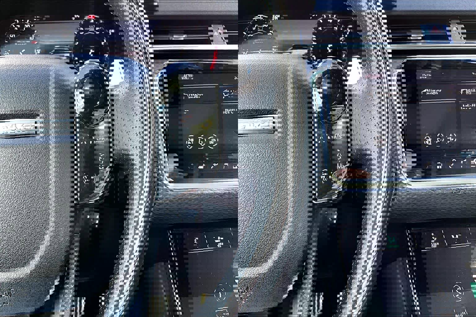 Used 2019 Land Rover Range Rover Velar R-Dynamic SE image 23