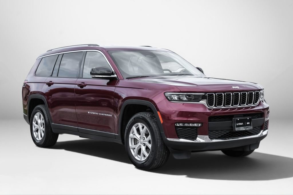 Used 2023 Jeep Grand Cherokee L Limited w/ Trailer Tow Group (B) AWD/4WD image 4