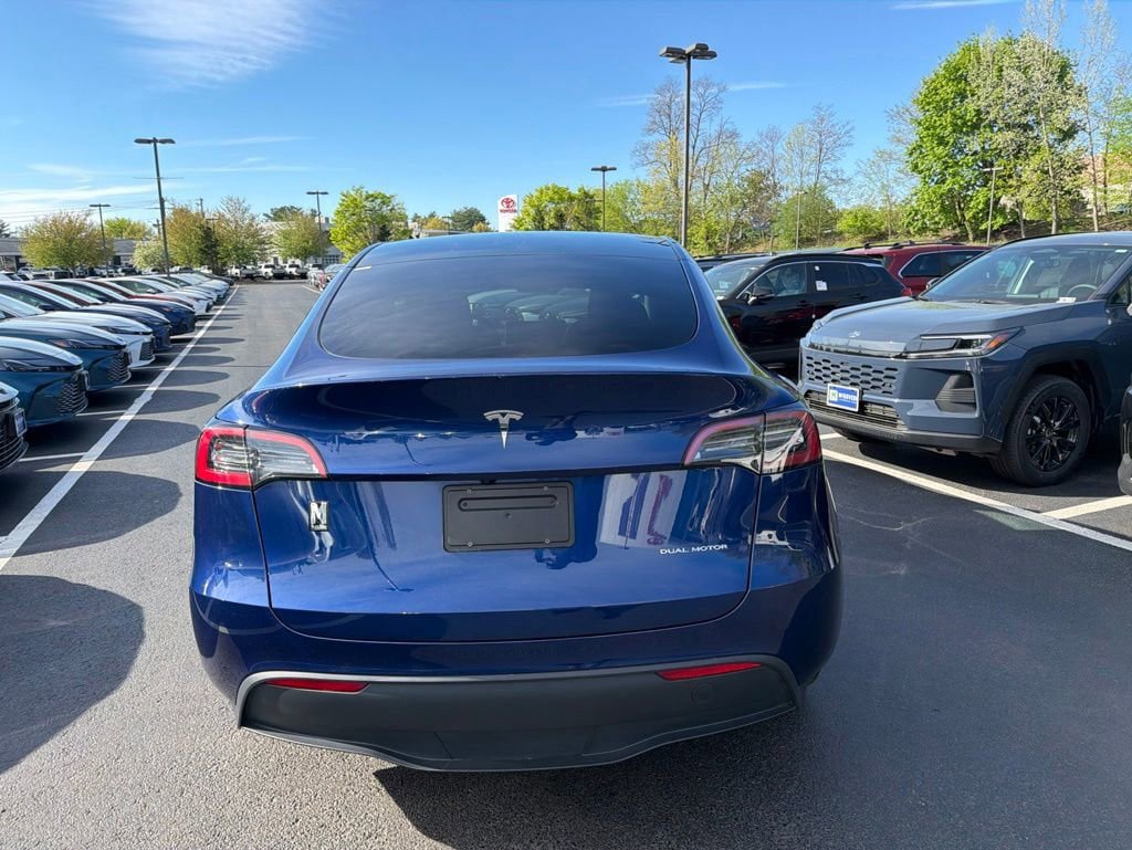 Used 2023 Tesla Model Y Long Range AWD/4WD image 6