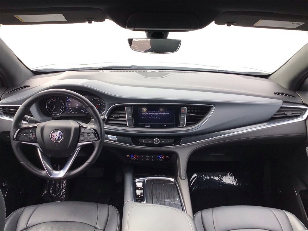 Used 2024 Buick Enclave Premium image 23