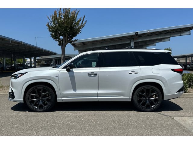 Used 2025 Lexus TX 500h AWD w/ Technology Package image 7