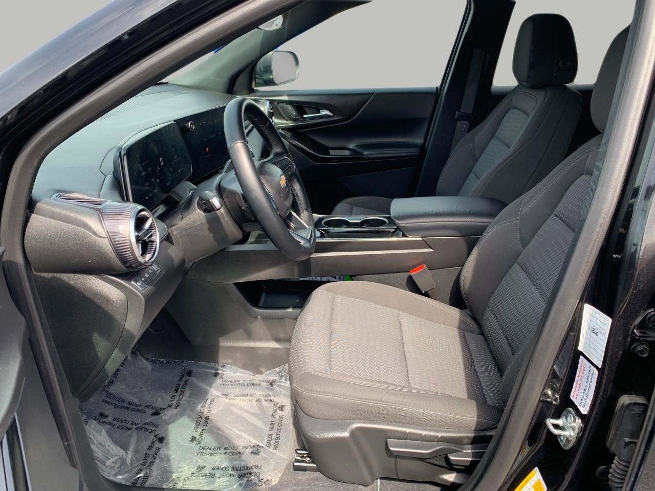 Used 2025 Chevrolet Equinox LT image 8