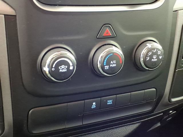 Used 2017 RAM 1500 Express image 22