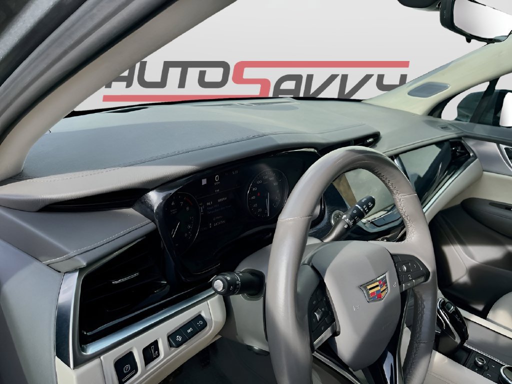 Used 2024 Cadillac XT6 Premium Luxury w/ Technology Package FWD image 9
