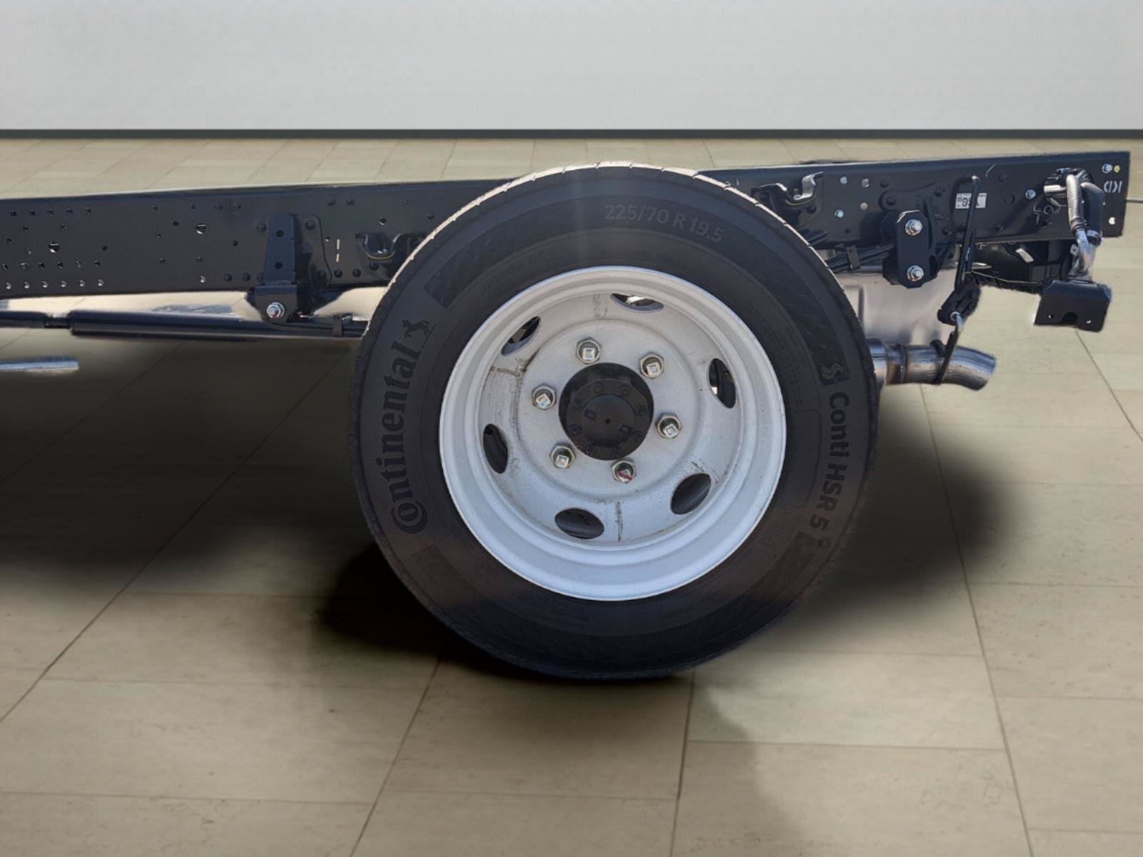 New 2027 Chevrolet Low Cab Forward RWD image 10