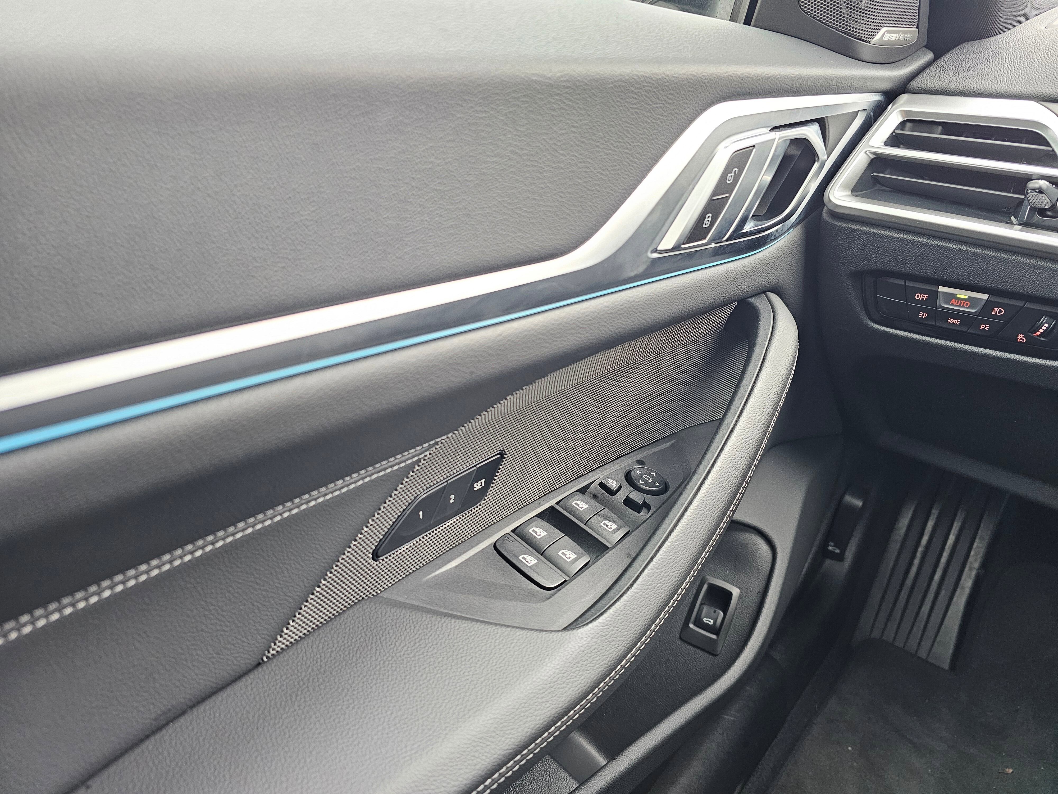 Certified 2025 BMW 430i xDrive w/ M Sport Package image 29