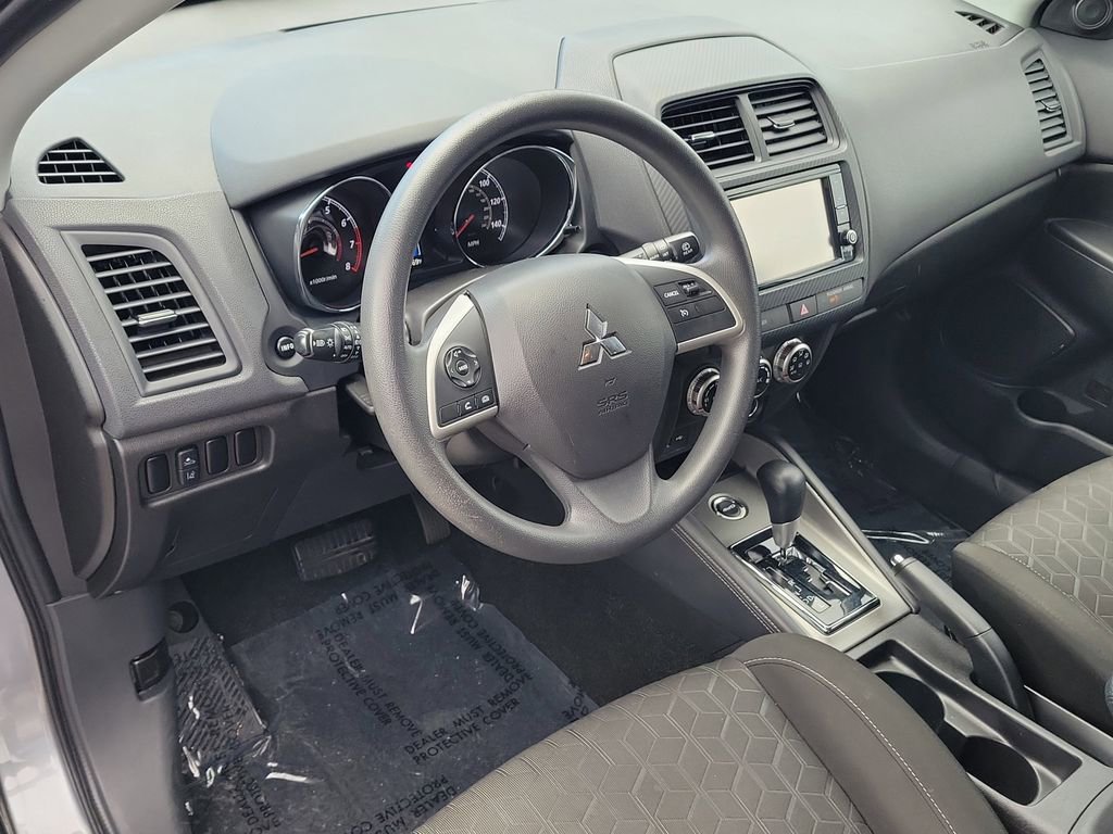 Used 2023 Mitsubishi Outlander Sport ES image 14