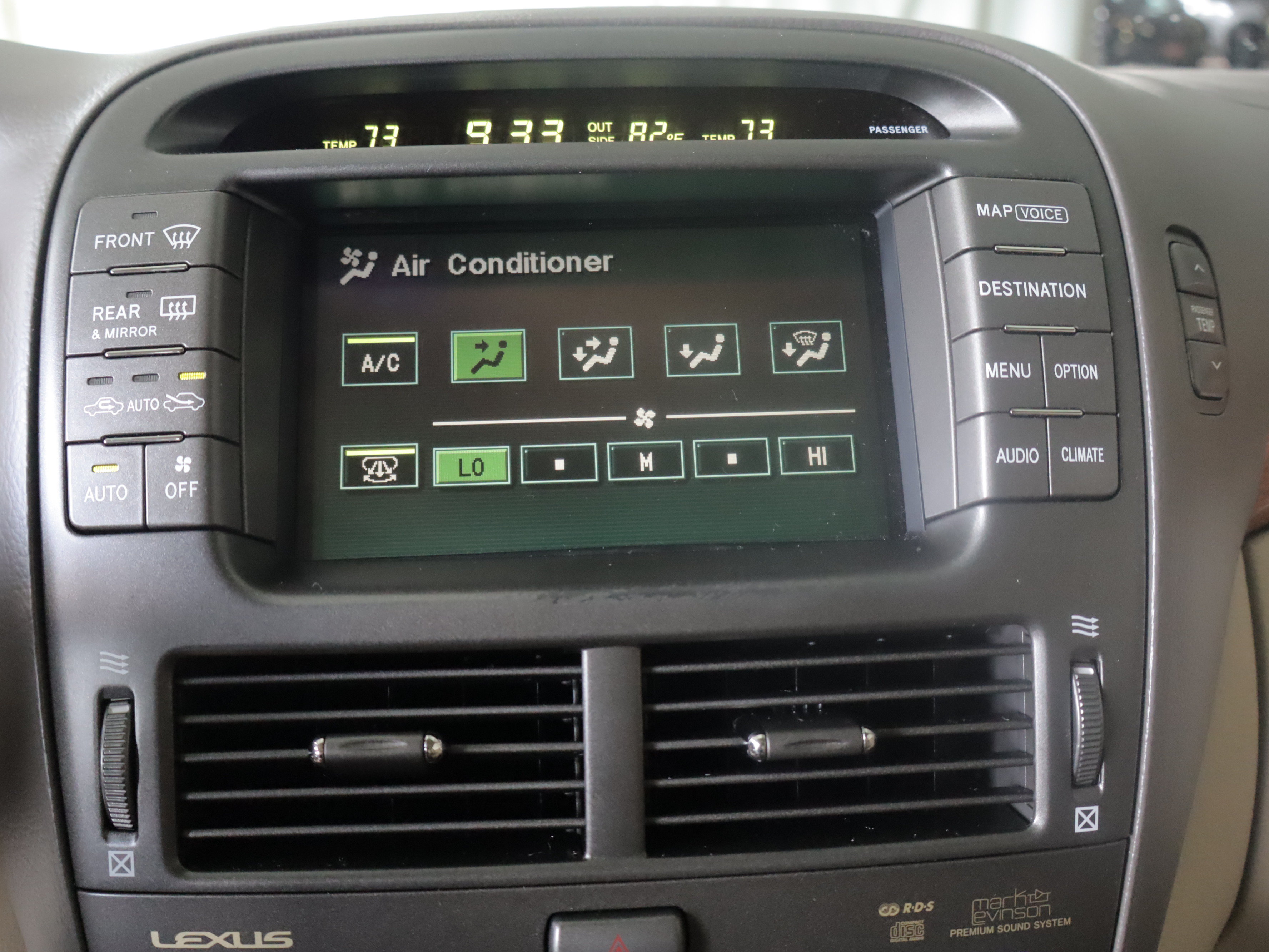 Used 2005 Lexus LS 430 RWD image 16