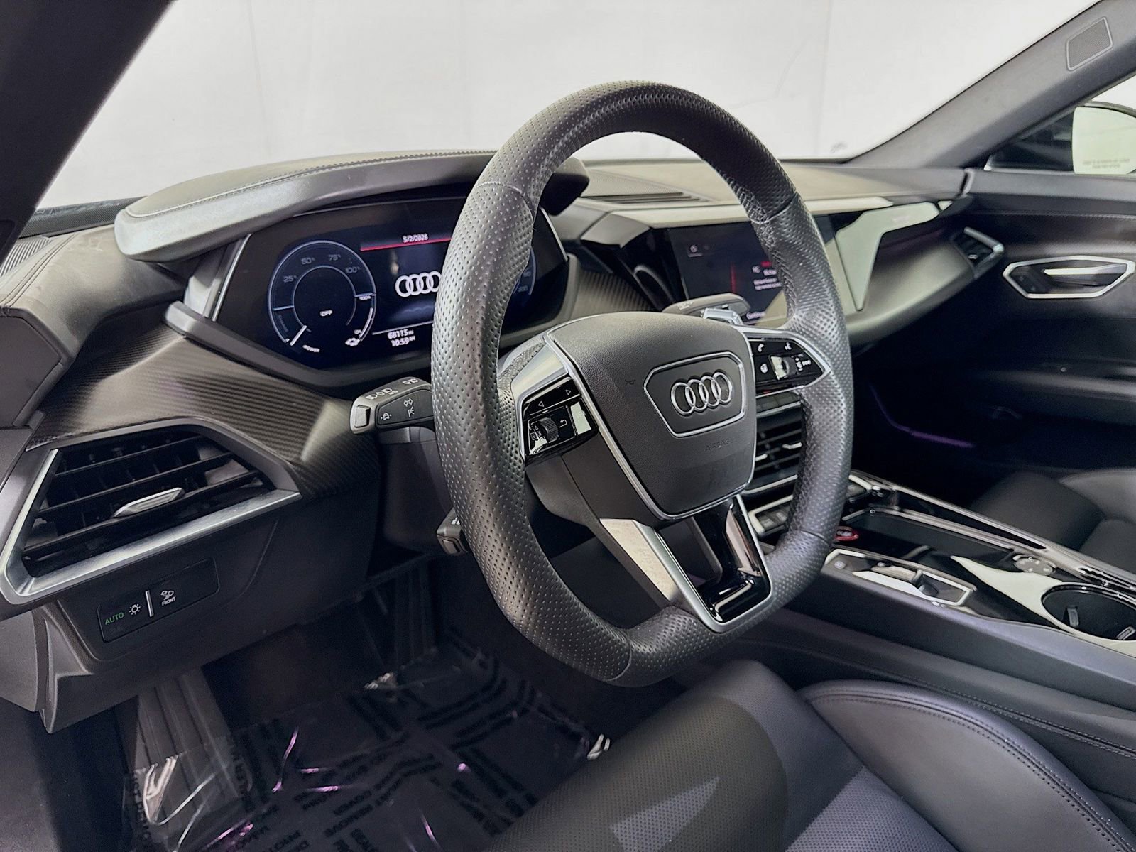 Used 2023 Audi e-tron GT Premium Plus w/ Performance Package AWD/4WD image 4
