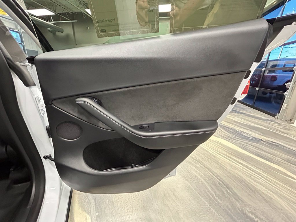 Used 2022 Tesla Model Y Performance AWD/4WD image 46