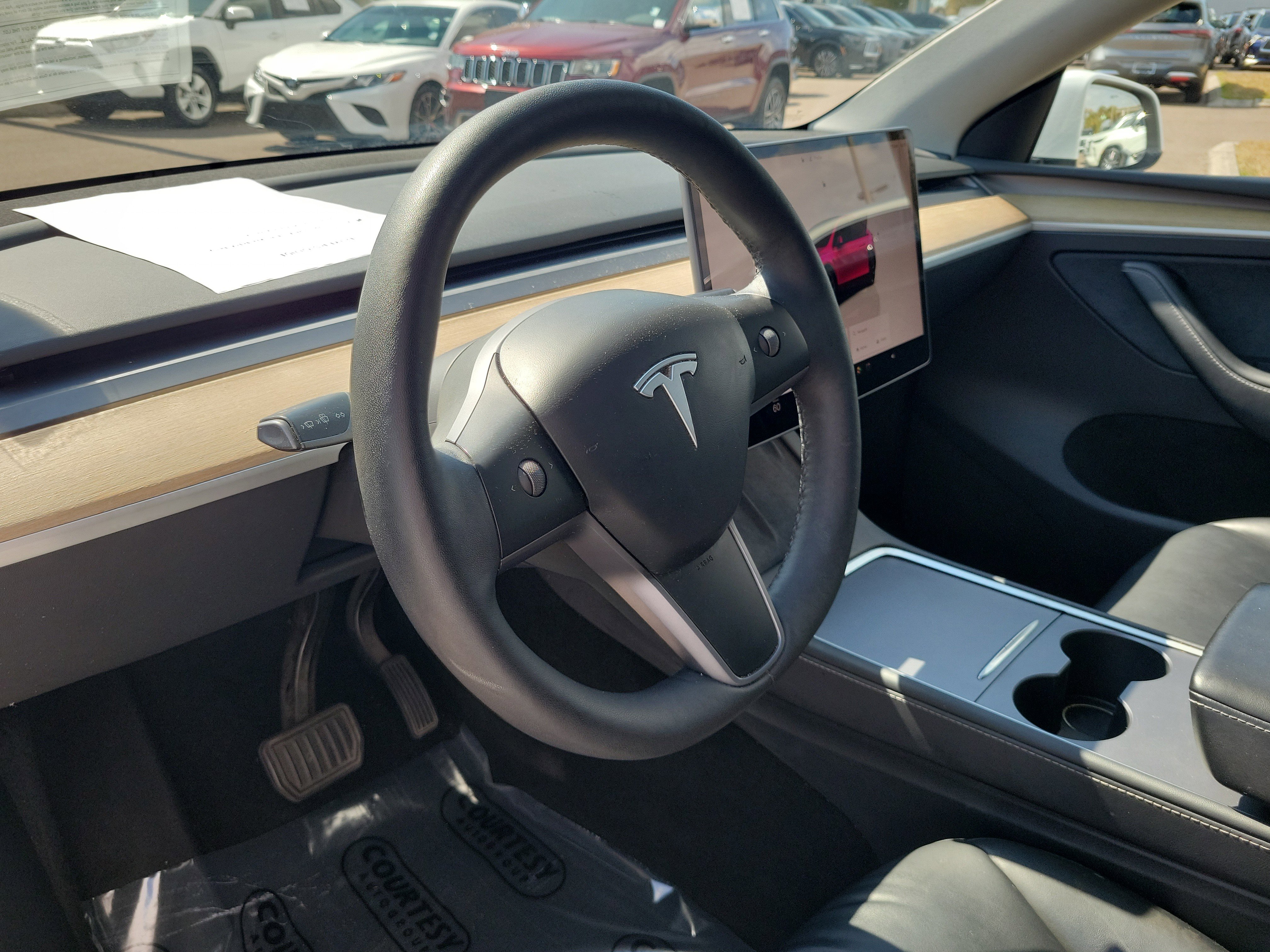 Used 2023 Tesla Model Y Long Range image 19