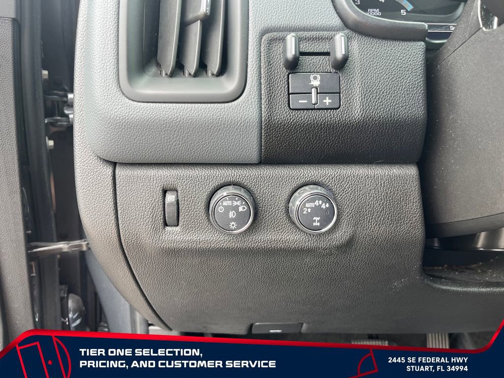 Used 2017 Chevrolet Colorado Z71 AWD/4WD image 24