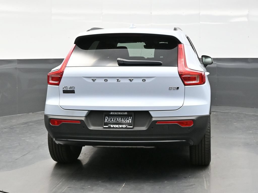 New 2026 Volvo XC40 B5 Plus w/ Climate Package AWD/4WD image 6