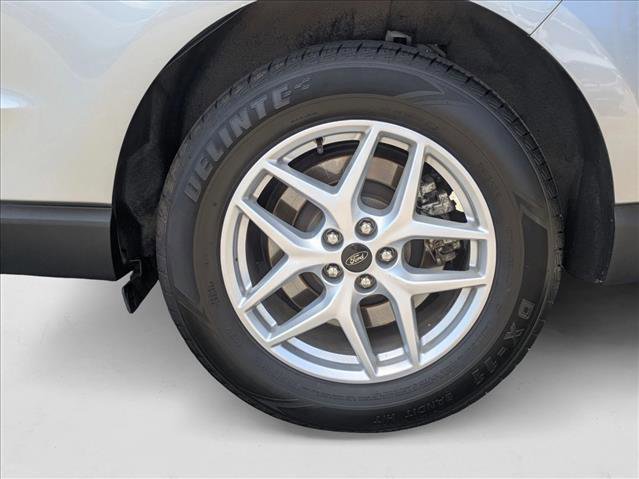 Used 2024 Ford Edge SEL image 23