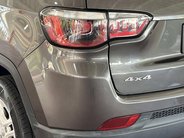 Used 2018 Jeep Compass Sport w/ Tech Group AWD/4WD image 5