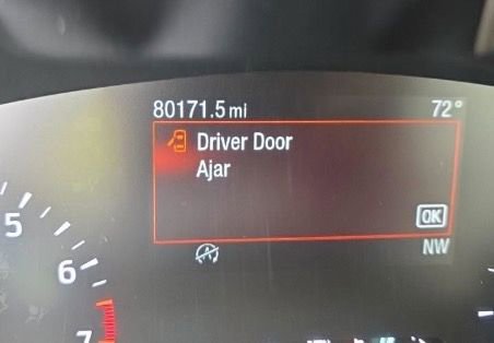 Used 2020 Ford Escape SEL FWD image 10