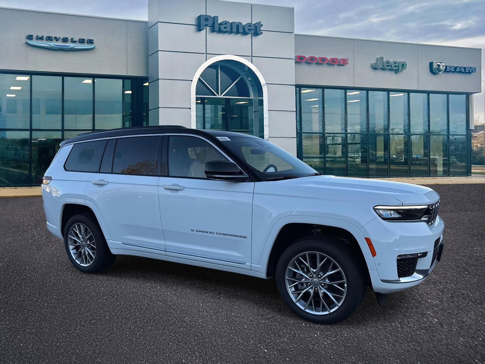 New 2025 Jeep Grand Cherokee L Summit