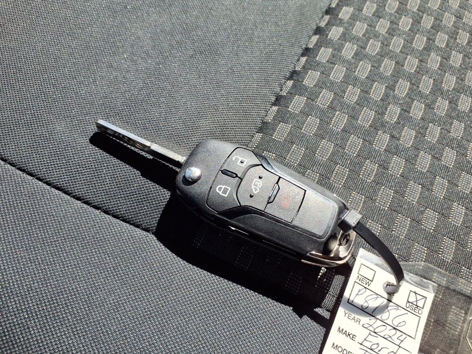 Used 2024 Ford Transit 250 Low Roof AWD w/ Exterior Upgrade Package image 16