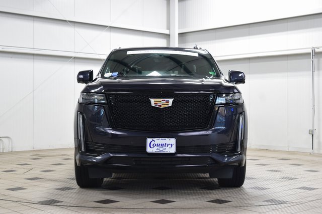 Used 2023 Cadillac Escalade Sport Platinum image 2