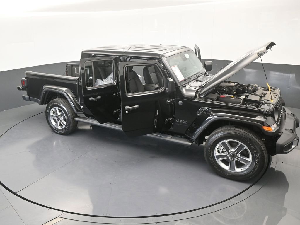 Used 2024 Jeep Gladiator Sport w/ Premium Package image 72