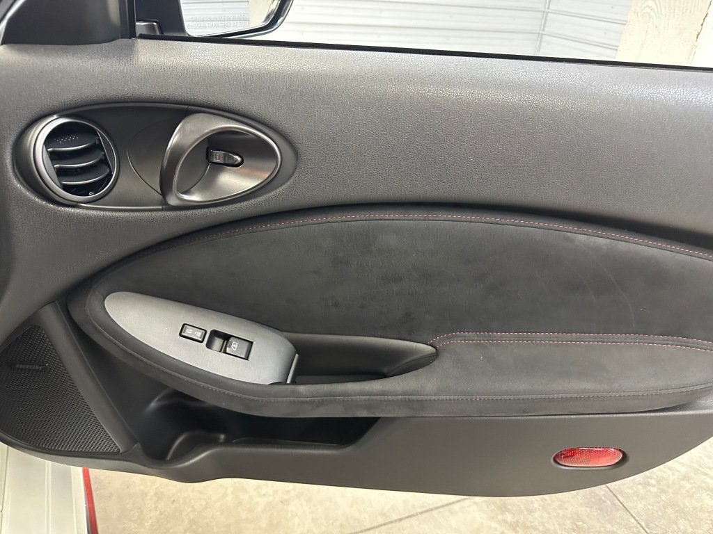 Used 2017 Nissan 370Z NISMO RWD image 20