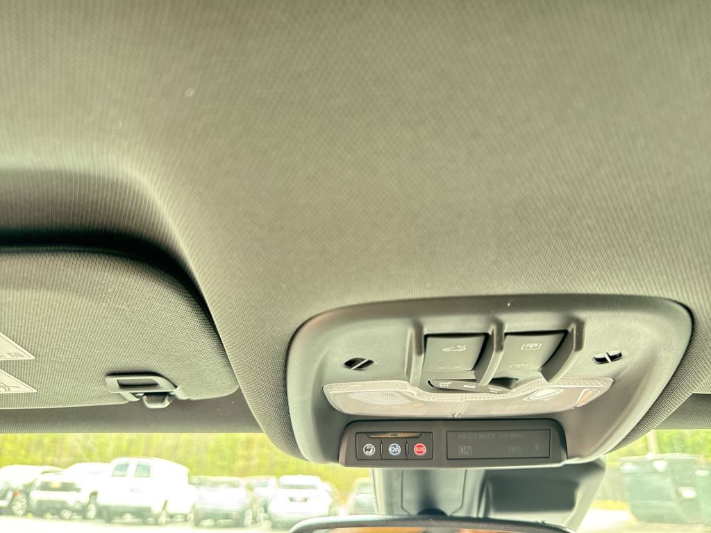 New 2026 Chevrolet TrailBlazer RS w/ Convenience Package FWD image 19