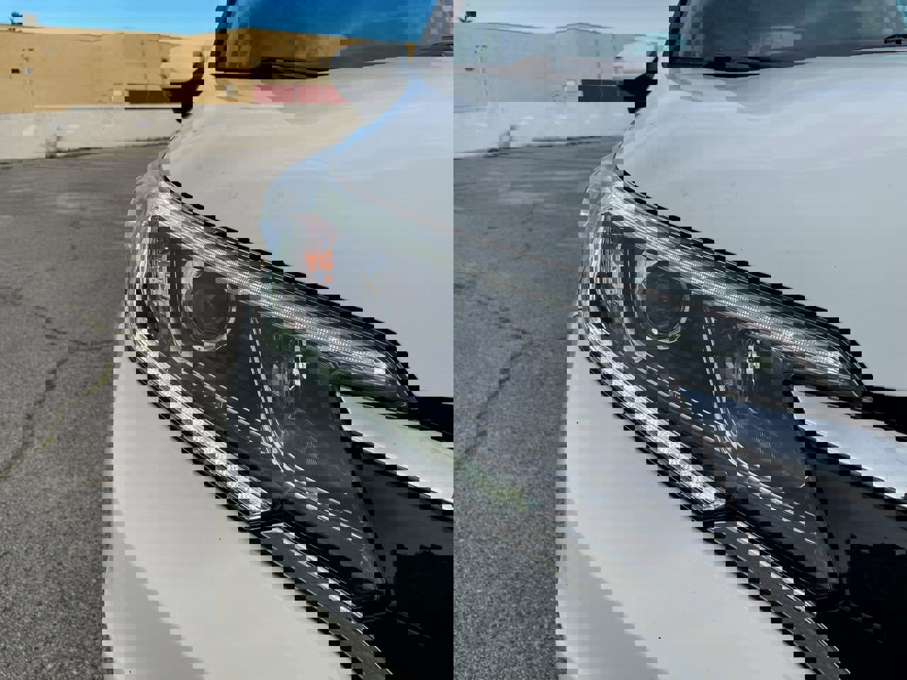 Used 2016 Honda CR-V Touring image 10