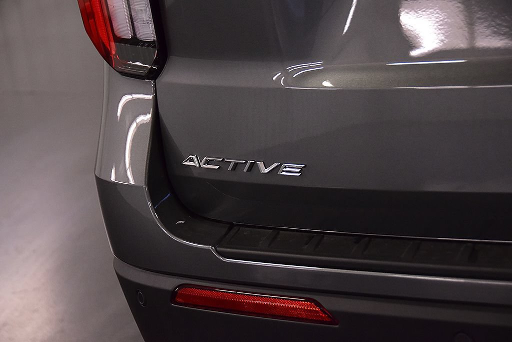 New 2026 Ford Explorer Active AWD/4WD image 12