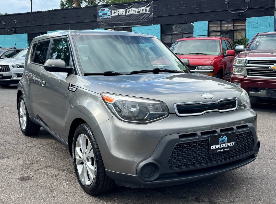 Used 2014 Kia Soul + w/ Audio Package FWD image 1