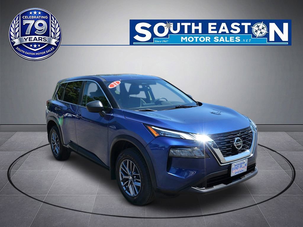 Used 2021 Nissan Rogue S AWD/4WD image 2