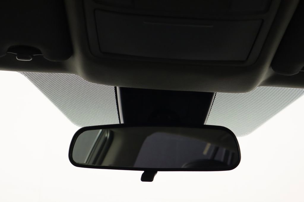 Used 2017 Toyota RAV4 LE image 23