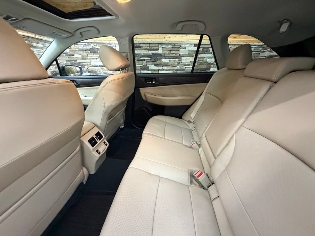 Used 2019 Subaru Outback 2.5i Limited AWD/4WD image 43