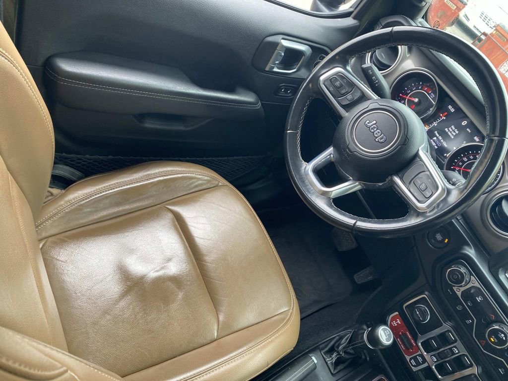 Used 2022 Jeep Gladiator Rubicon w/ LED Lighting Group image 27