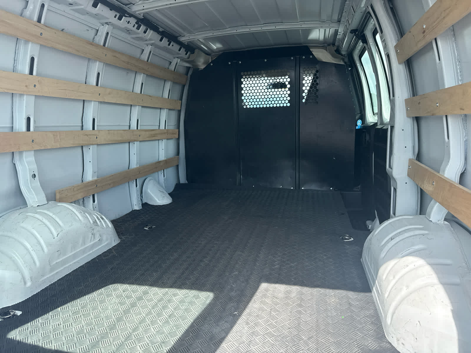 Certified 2025 Chevrolet Express 2500 w/ Driver Convenience Package RWD image 21
