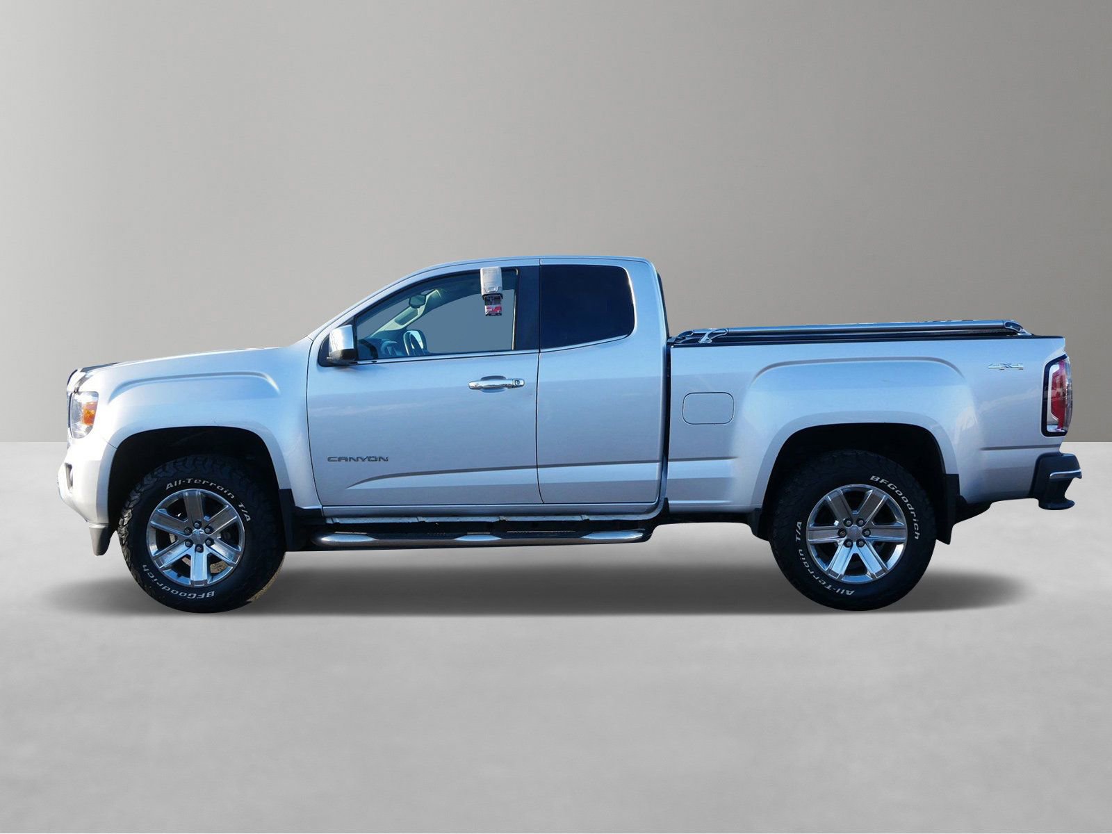 Used 2016 GMC Canyon SLT w/ Trailering Package image 6