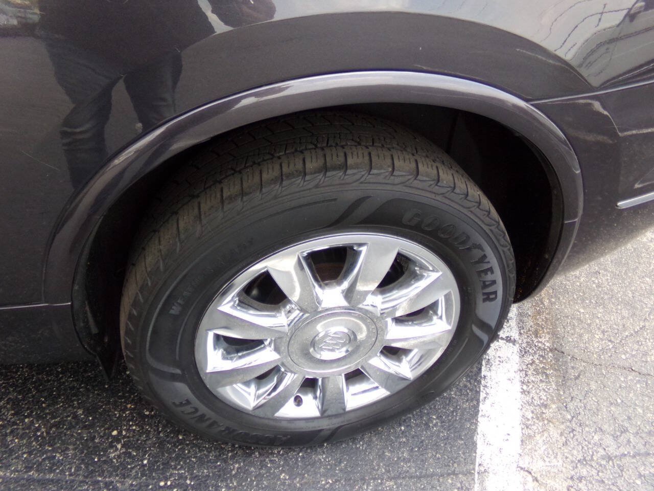 Used 2014 Buick Enclave Premium FWD image 11