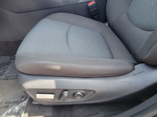 Used 2024 Toyota RAV4 XLE FWD image 16