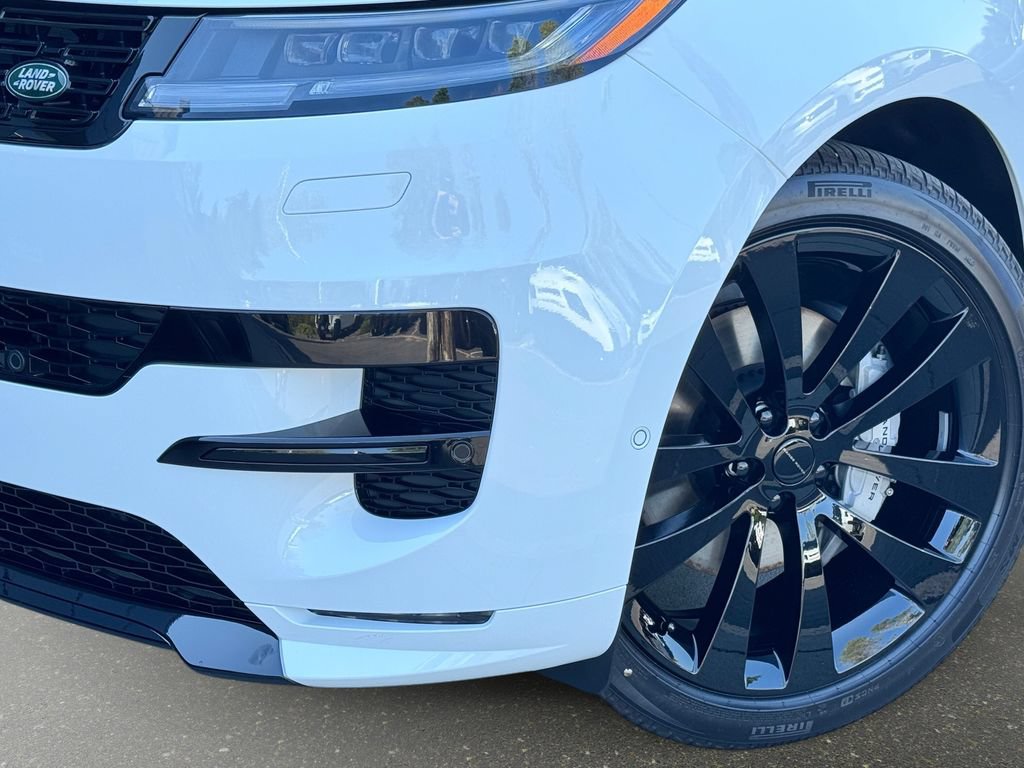 New 2026 Land Rover Range Rover Sport Dynamic SE AWD/4WD image 29