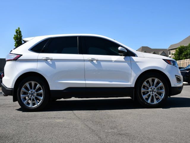 Used 2018 Ford Edge Titanium w/ Equipment Group 302A AWD/4WD image 8