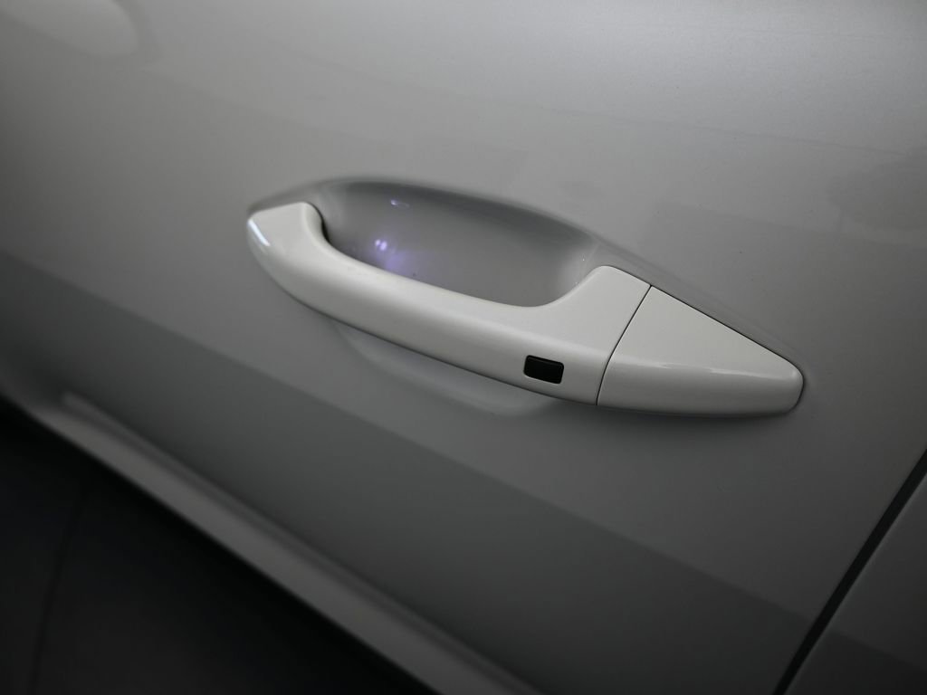 Used 2025 Kia K4 GT-Line w/ GT-Line Premium Package image 35