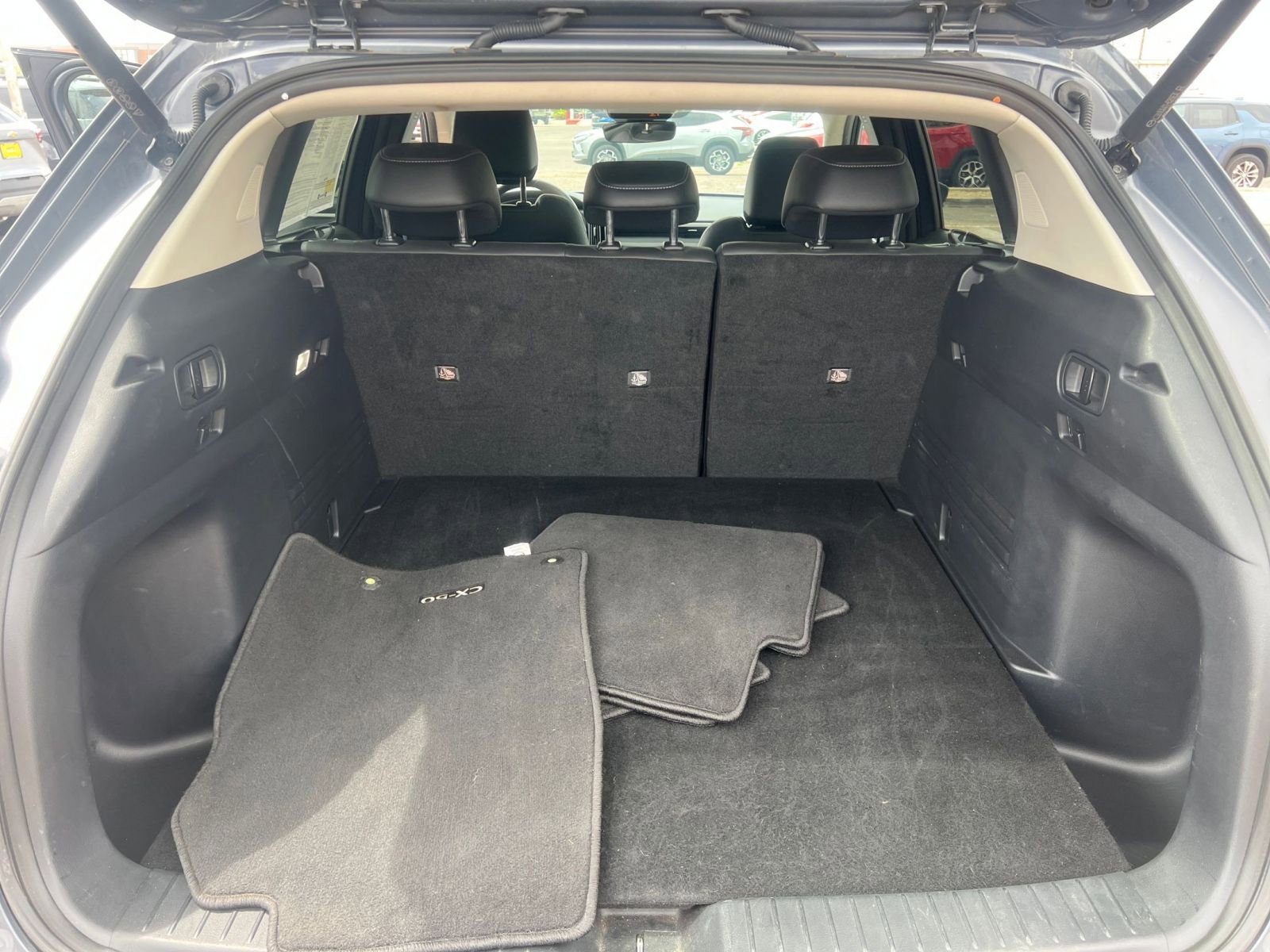 Used 2025 MAZDA CX-50 AWD 2.5 S w/ Premium Package image 32