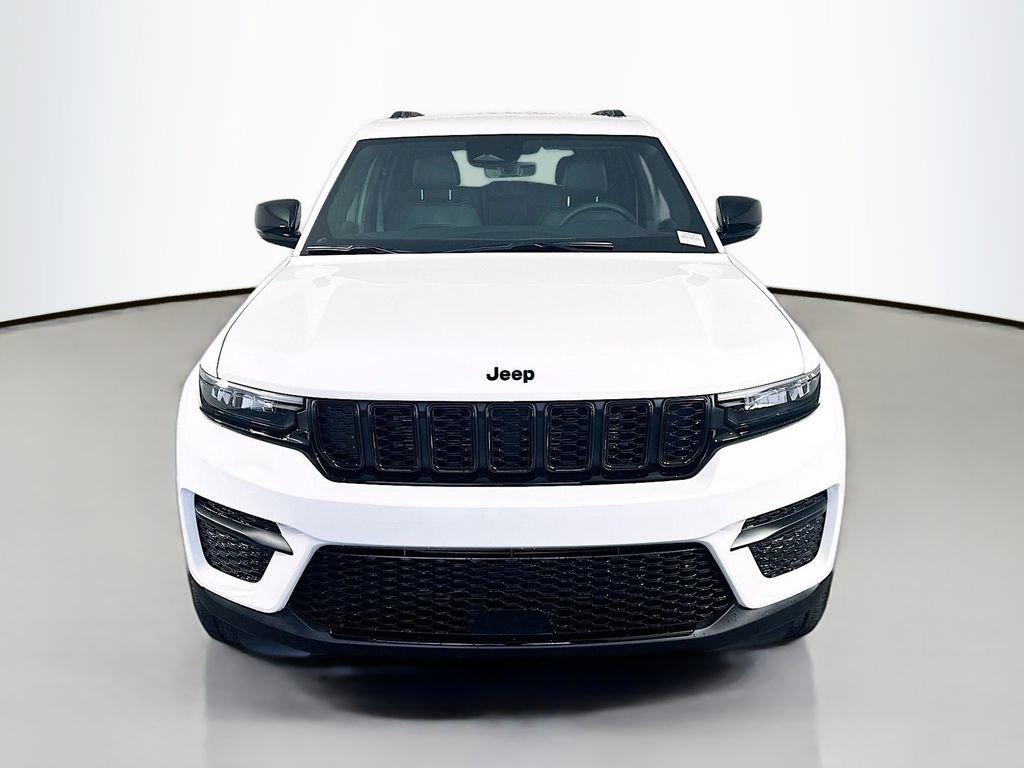 New 2025 Jeep Grand Cherokee Altitude video 2