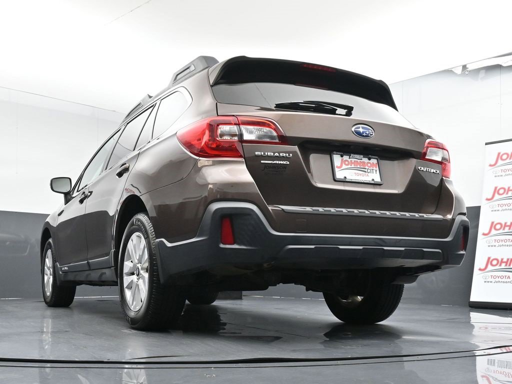 Used 2019 Subaru Outback 2.5i Premium image 21