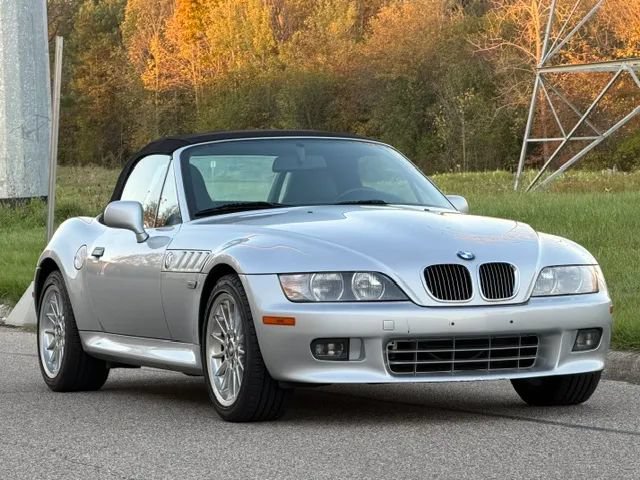 Used 2002 BMW Z3 3.0i RWD image 4