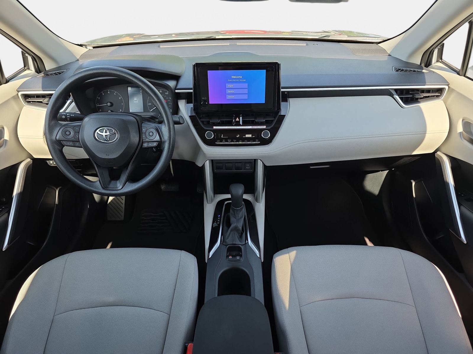Used 2024 Toyota Corolla Cross L FWD image 9