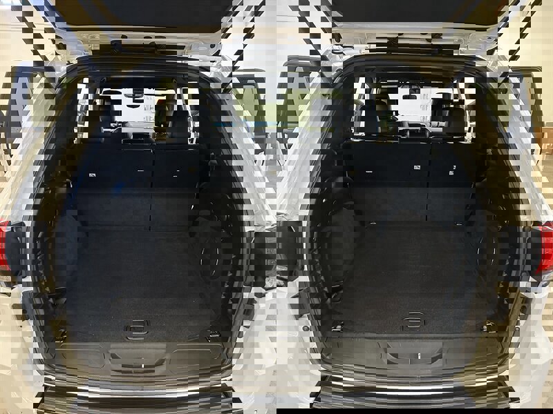 Used 2017 Jeep Grand Cherokee Altitude image 17