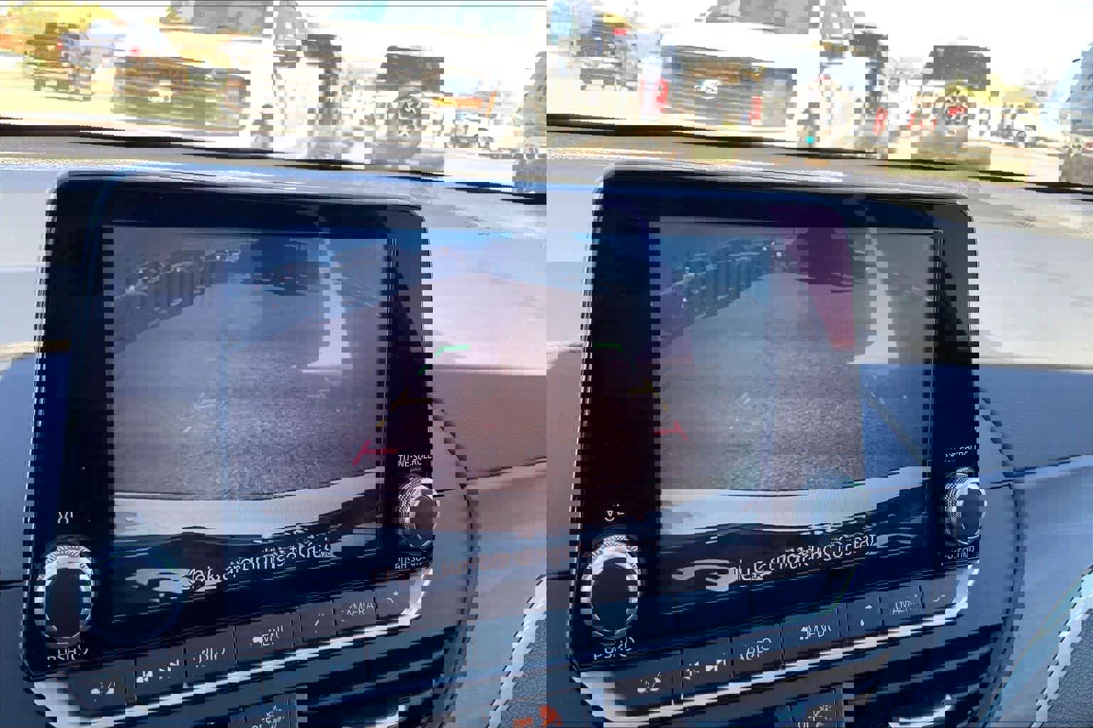 Used 2025 Nissan Altima 2.5 SV image 27