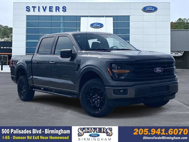 New 2026 Ford F150 XLT w/ XLT Black Appearance Package
