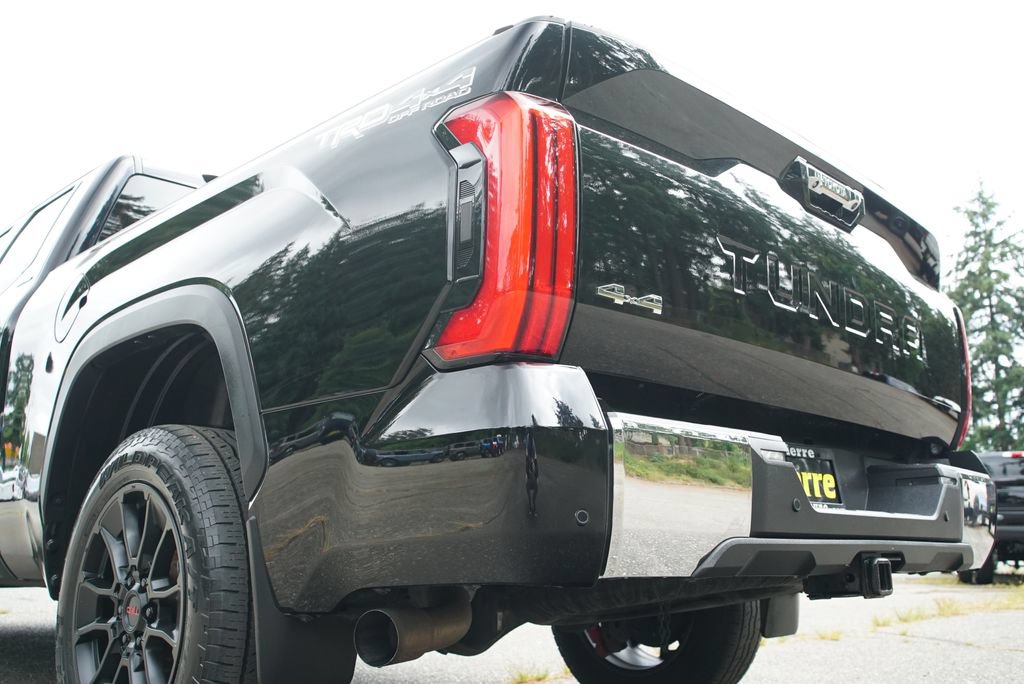 Used 2022 Toyota Tundra Limited w/ TRD Off-Road Package AWD/4WD image 31